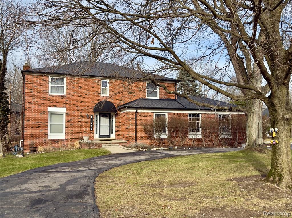 21660 Riverview Drive, Beverly Hills, MI 48025