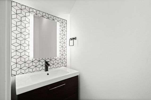 4608 Santa Anna ST 1, Austin, TX 78721