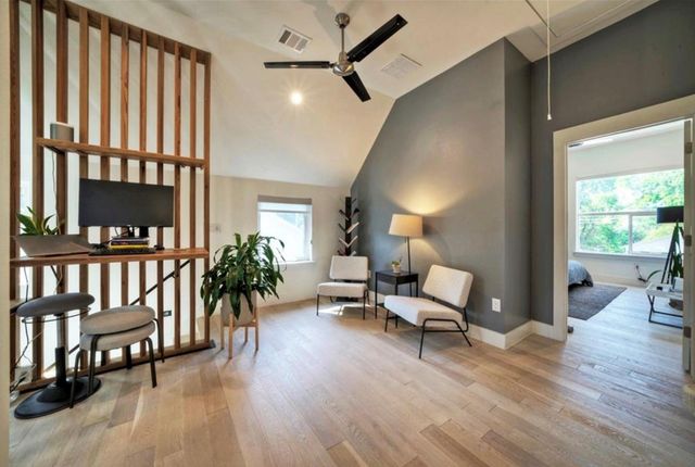 4608 Santa Anna ST 1, Austin, TX 78721