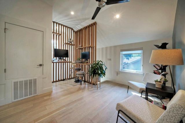 4608 Santa Anna ST 1, Austin, TX 78721