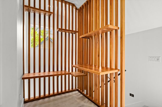 4608 Santa Anna ST 1, Austin, TX 78721