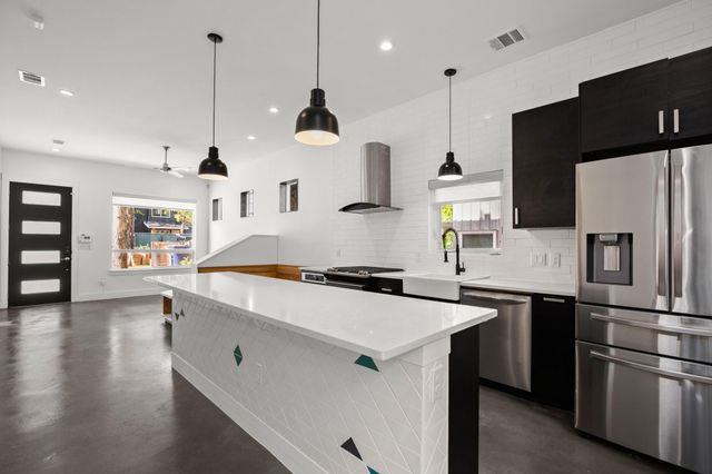 4608 Santa Anna ST 1, Austin, TX 78721