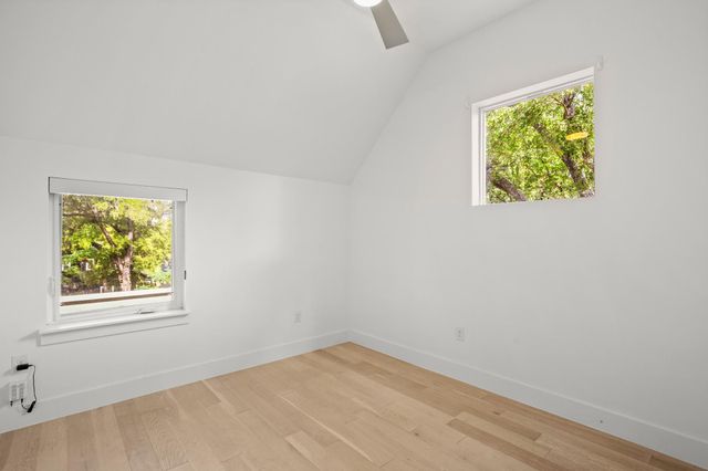 4608 Santa Anna ST 1, Austin, TX 78721