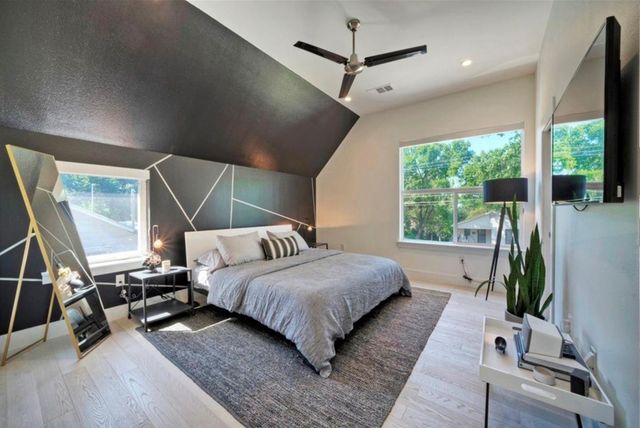 4608 Santa Anna ST 1, Austin, TX 78721