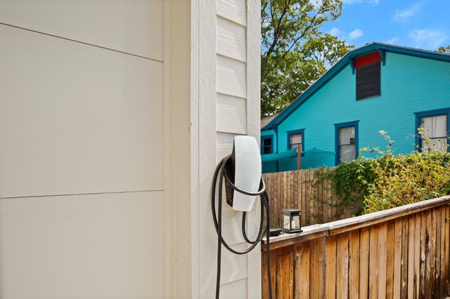 4608 Santa Anna ST 1, Austin, TX 78721