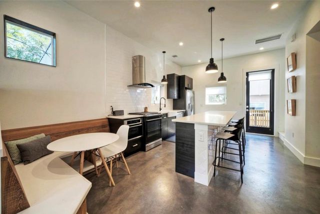 4608 Santa Anna ST 1, Austin, TX 78721