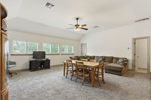 563 SOLMS FRST, New Braunfels, TX 78132