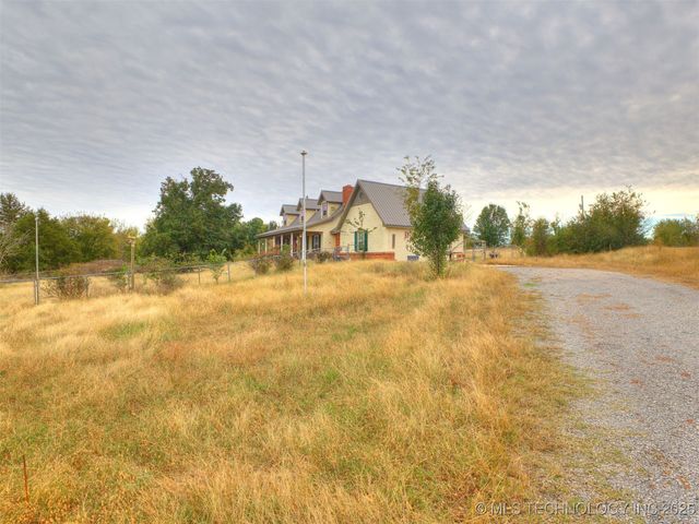 19184 E Summer Lane, Claremore, OK 74019