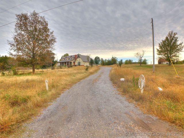 19184 E Summer Lane, Claremore, OK 74019