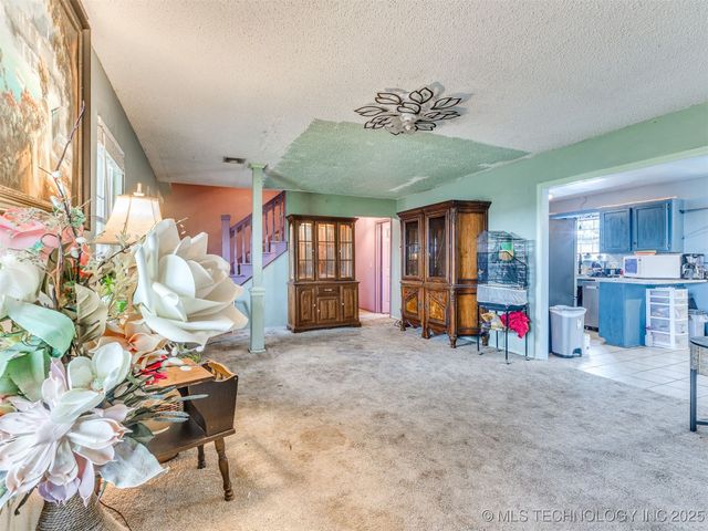 19184 E Summer Lane, Claremore, OK 74019