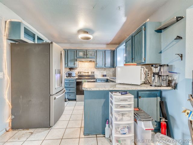 19184 E Summer Lane, Claremore, OK 74019