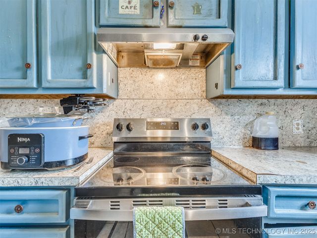 19184 E Summer Lane, Claremore, OK 74019