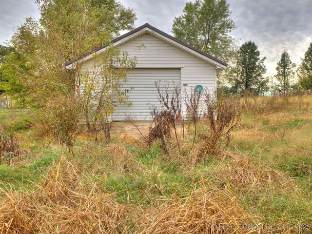 19184 E Summer Lane, Claremore, OK 74019