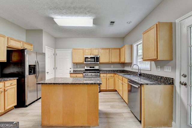 3422 Cascade Ive Drive, Buford, GA 30519