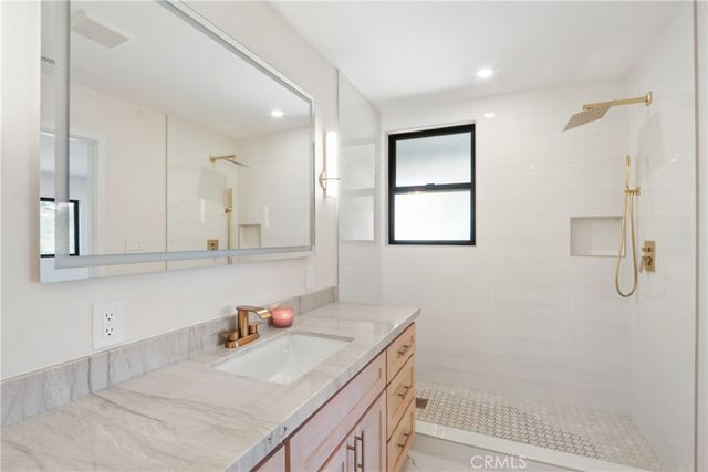 1703 Pescadores, San Pedro, CA 90732
