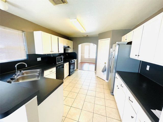 23027 N Waterlily Dr, Richmond, TX 77406