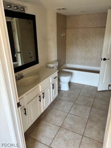 4109 Residence DR 506, Fort Myers, FL 33901