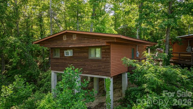 319 Blue Ridge Parkway 53, Bryson City, NC 28713