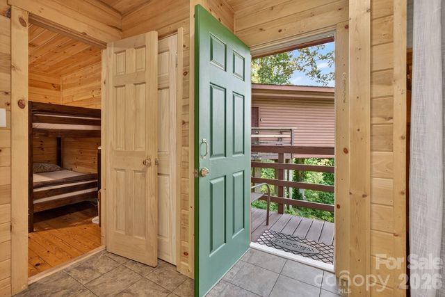 319 Blue Ridge Parkway 53, Bryson City, NC 28713