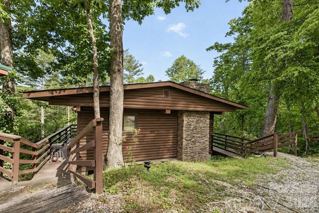 319 Blue Ridge Parkway 53, Bryson City, NC 28713