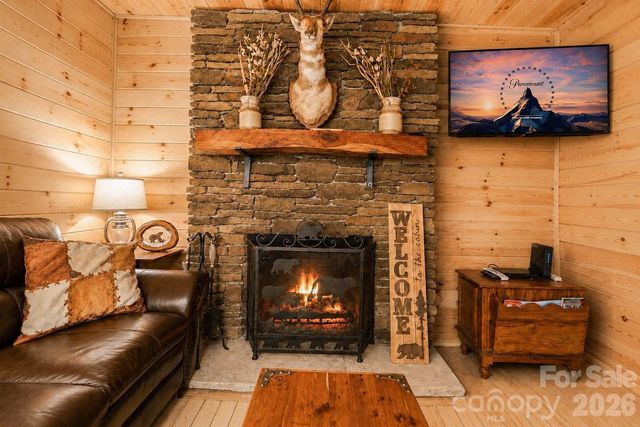 319 Blue Ridge Parkway 53, Bryson City, NC 28713