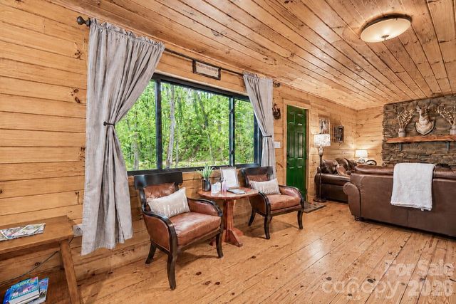 319 Blue Ridge Parkway 53, Bryson City, NC 28713