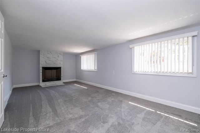 841 Driburg Drive, Commerce Twp, MI 48390