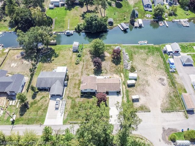 841 Driburg Drive, Commerce Twp, MI 48390