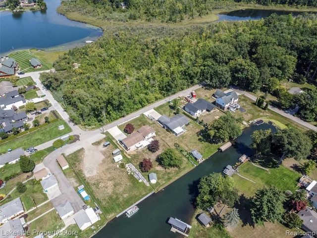 841 Driburg Drive, Commerce Twp, MI 48390