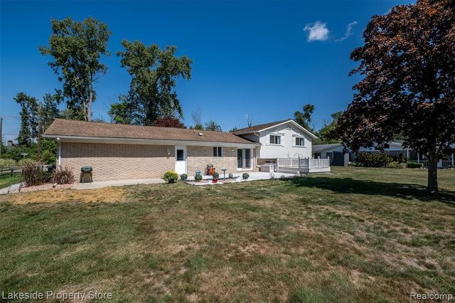 841 Driburg Drive, Commerce Twp, MI 48390