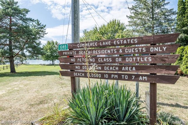 841 Driburg Drive, Commerce Twp, MI 48390
