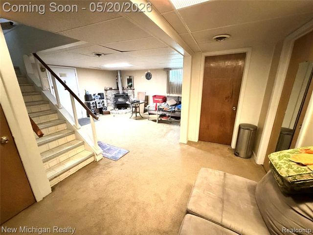 1004 Pelham Boulevard, Waterford, MI 48328