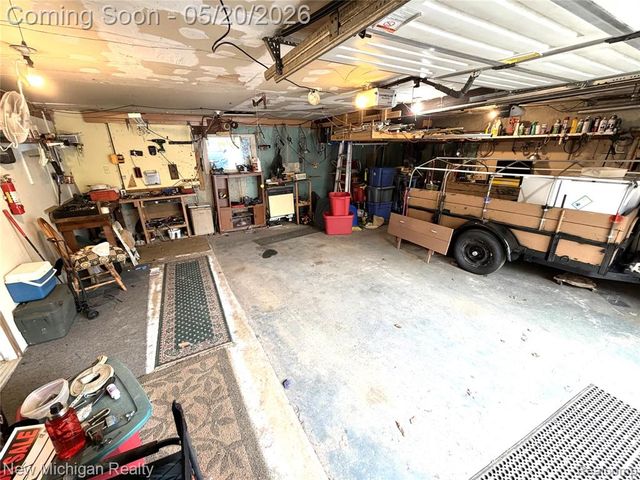 1004 Pelham Boulevard, Waterford, MI 48328