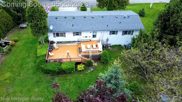 1004 Pelham Boulevard, Waterford, MI 48328