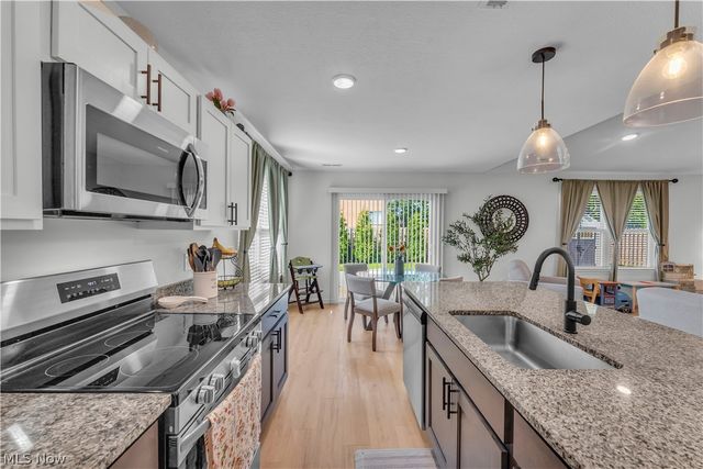 19 Third Avenue, Berea, OH 44017