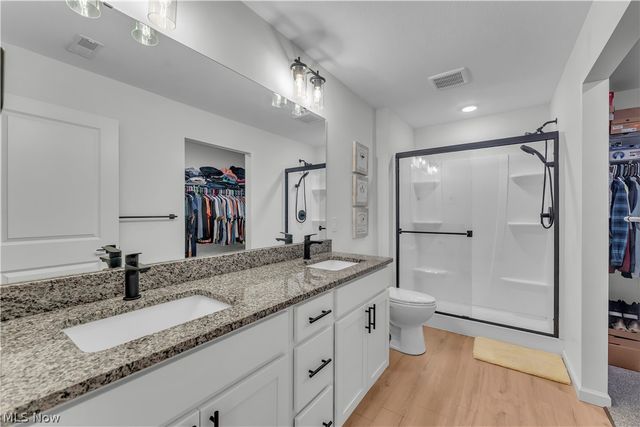 19 Third Avenue, Berea, OH 44017