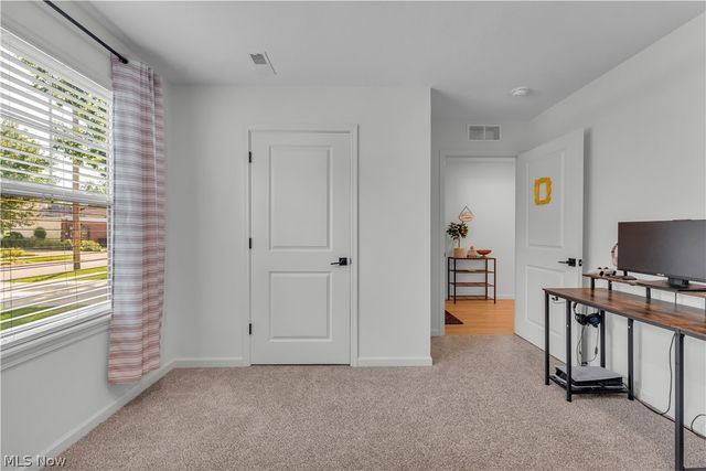 19 Third Avenue, Berea, OH 44017