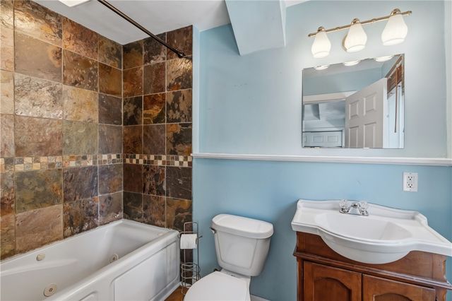 3003 Cobden St, South Side, PA 15203