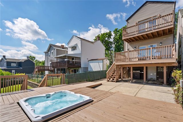 3003 Cobden St, South Side, PA 15203