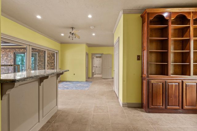 255 Laguna Pt, Hemphill, TX 75948