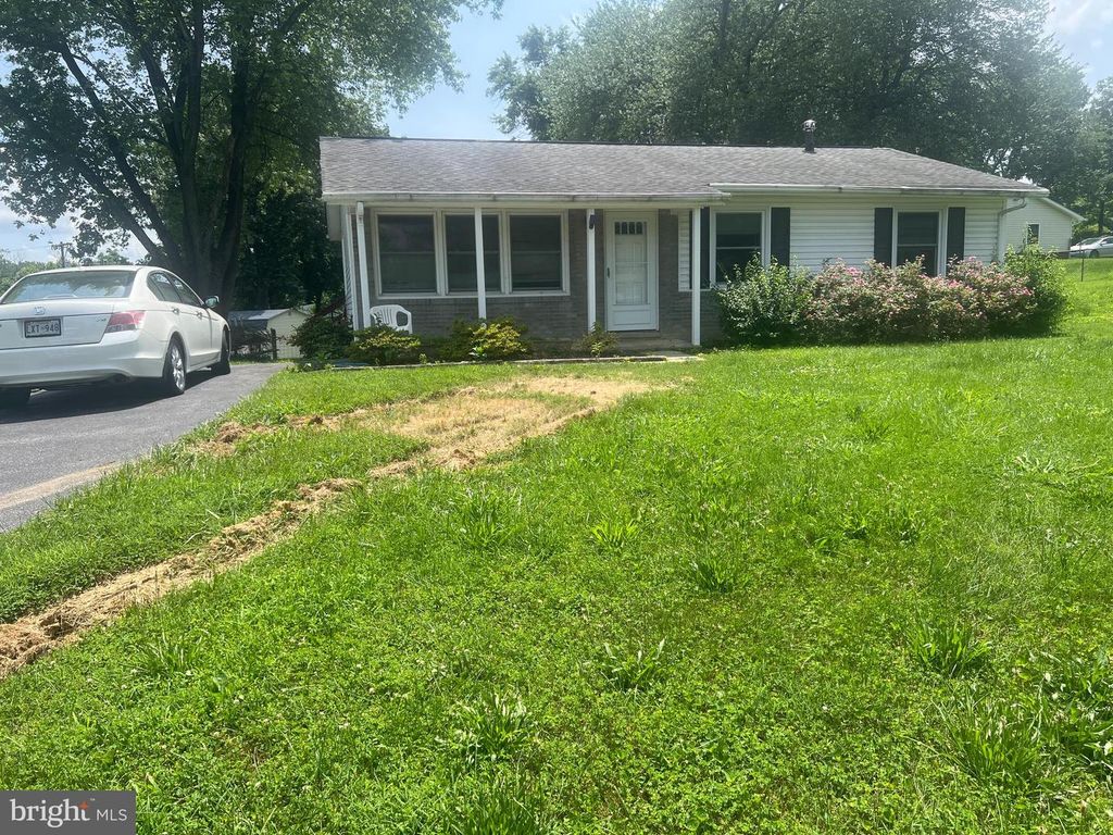 1598 BOWIS DR, Point Of Rocks, MD 21777