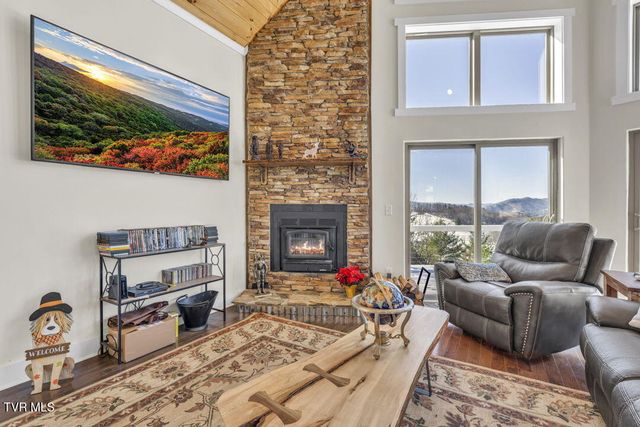 550 Ridgeview Drive, Mountain City, TN 37683