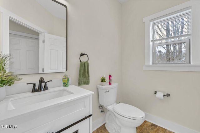 550 Ridgeview Drive, Mountain City, TN 37683