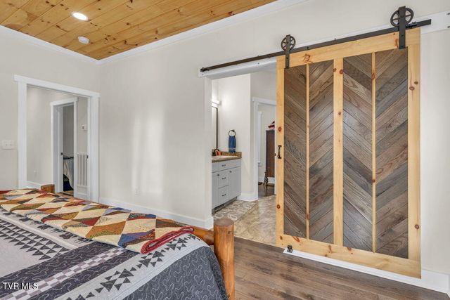 550 Ridgeview Drive, Mountain City, TN 37683