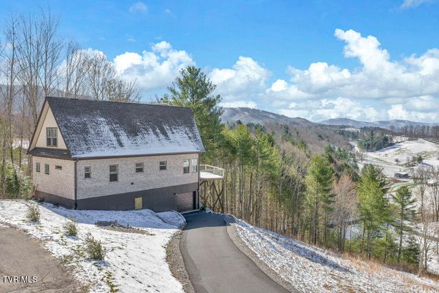 550 Ridgeview Drive, Mountain City, TN 37683