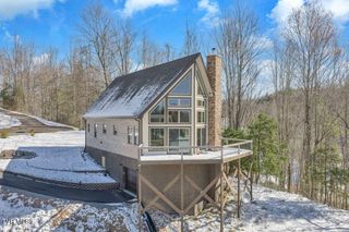 550 Ridgeview Drive, Mountain City, TN 37683