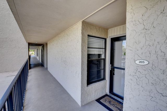14 Royal Palm Way 2050, Boca Raton, FL 33432