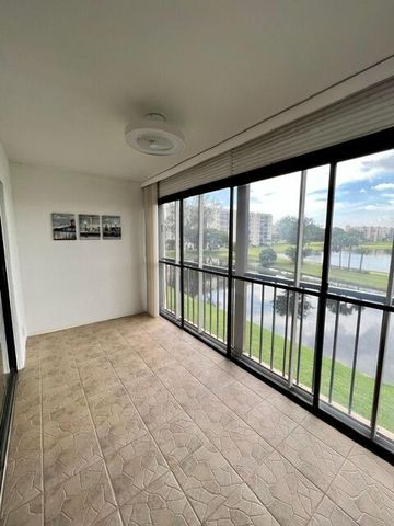 6866 Huntington Lane 306, Delray Beach, FL 33446