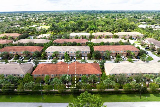 5817 Monterra Club Drive, Greenacres, FL 33463