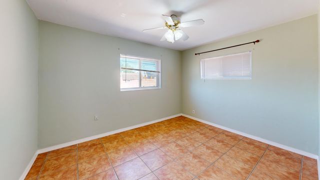 2607 General Bradley Street NE, Albuquerque, NM 87112